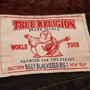 Jeans new with tags but it's missing one sale tag